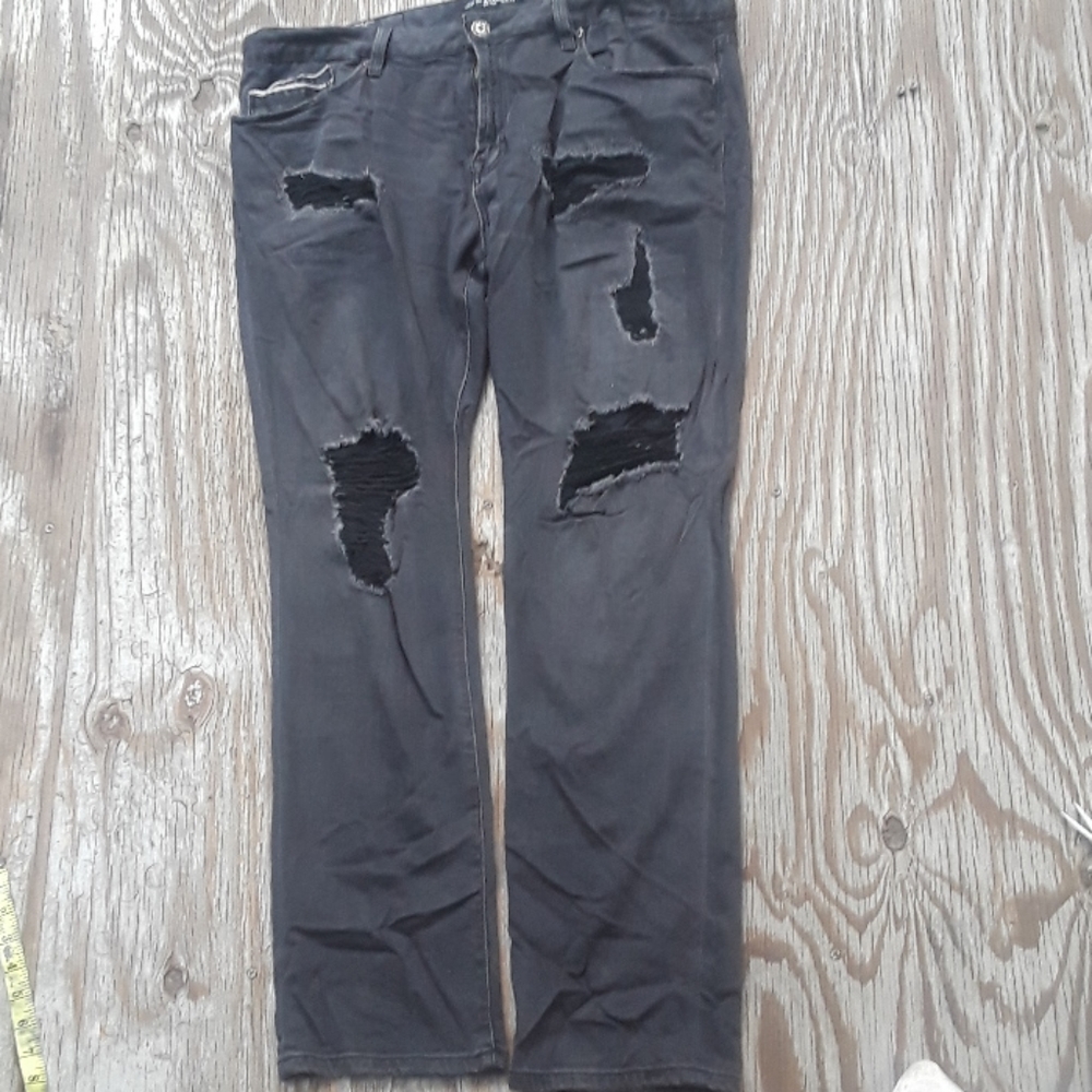 Cult of Individuality distress rip jean - Picture 5 of 15